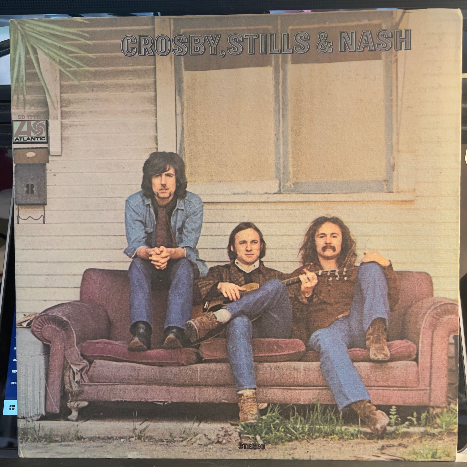Crosby, Stills & Nash (VINYL) | Excellent (EX) Excellent+ (EX+) - FOLK / USED *EXCELLENT*
