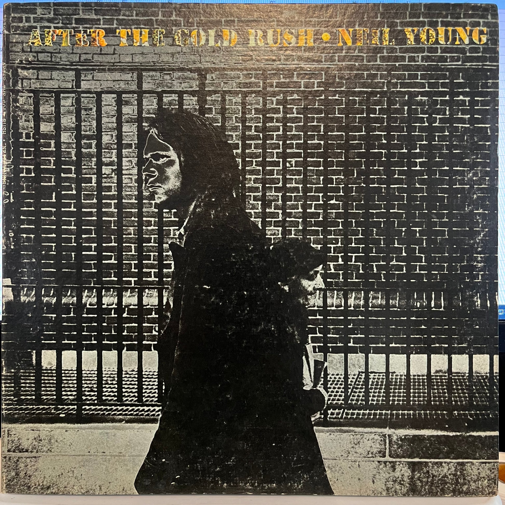 Neil Young - After The Gold Rush *PITMAN* | Excellent (EX) Near Mint (NM) - FOLK / USED *EXCELLENT*