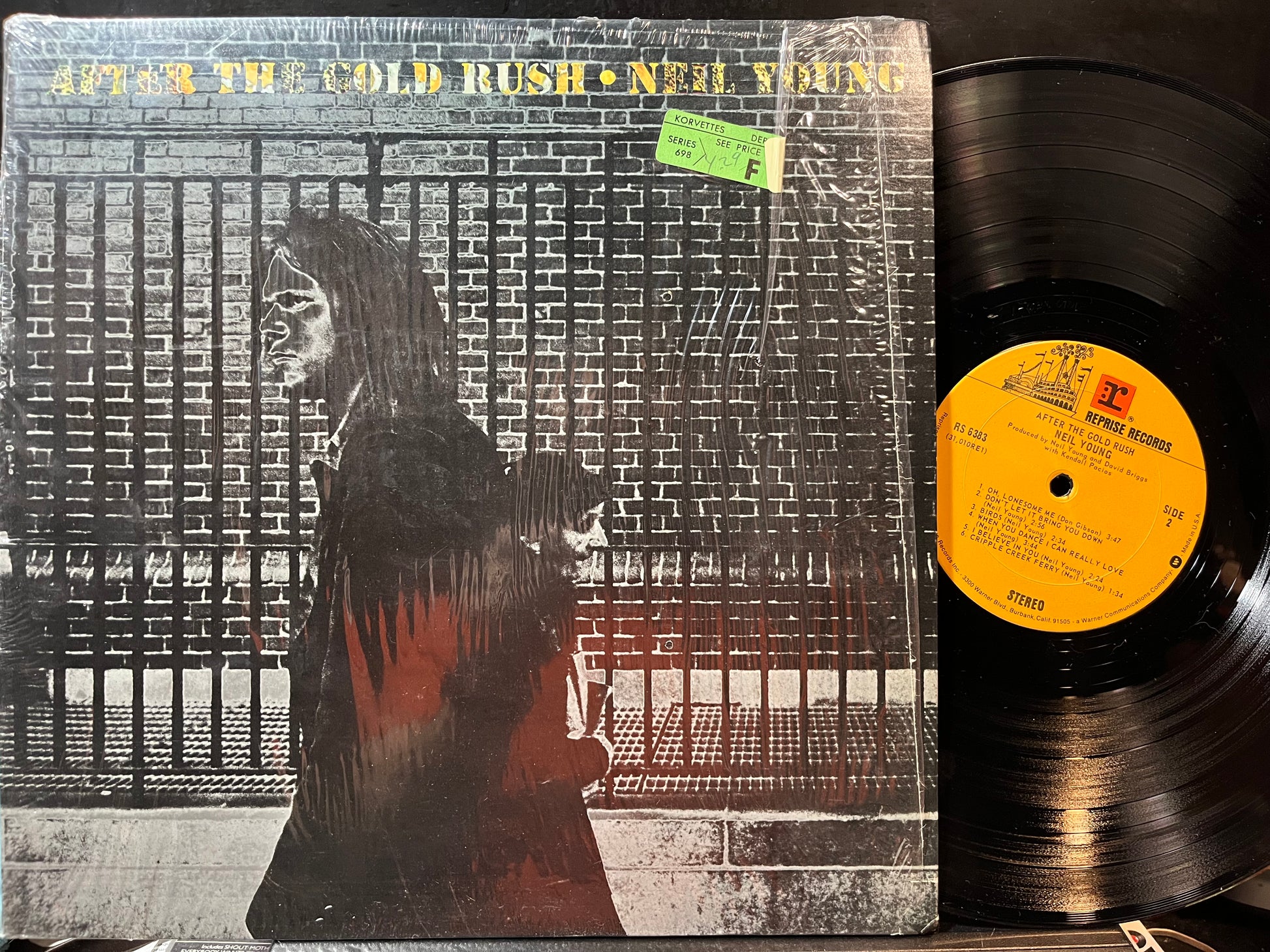 Neil Young - After The Gold Rush (VINYL) | Near Mint (NM or M-) Near Mint (NM) - FOLK / USED *NEAR MINT*