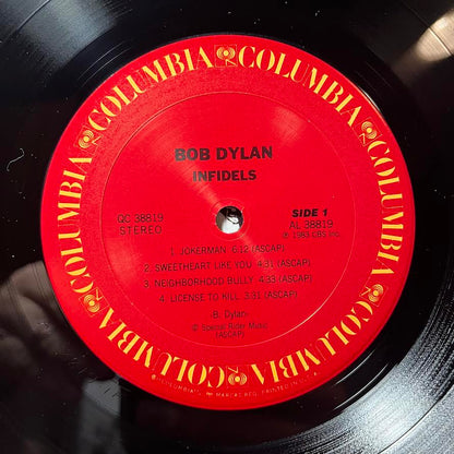 Infidels (VINYL) | Near Mint (NM) Excellent+ (EX+) - FOLK / USED *NEAR MINT*