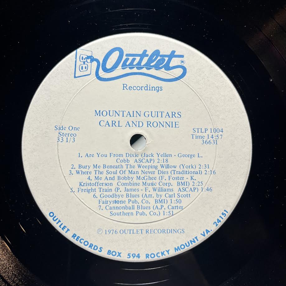 Mountain Guitars (VINYL) | Near Mint (NM) Near Mint (NM) - FOLK / USED *NEAR MINT*