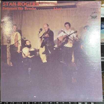 Between The Breaks ........ Live! (VINYL) | Near Mint (NM or M-) Near Mint (NM or M-) - FOLK / USED *NEAR MINT*