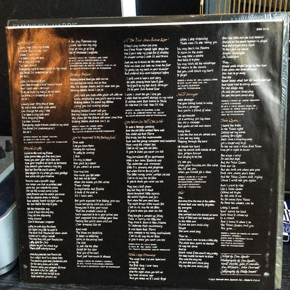 Luxury Liner (VINYL) | Near Mint (NM) Near Mint (NM) - FOLK / USED *NEAR MINT*