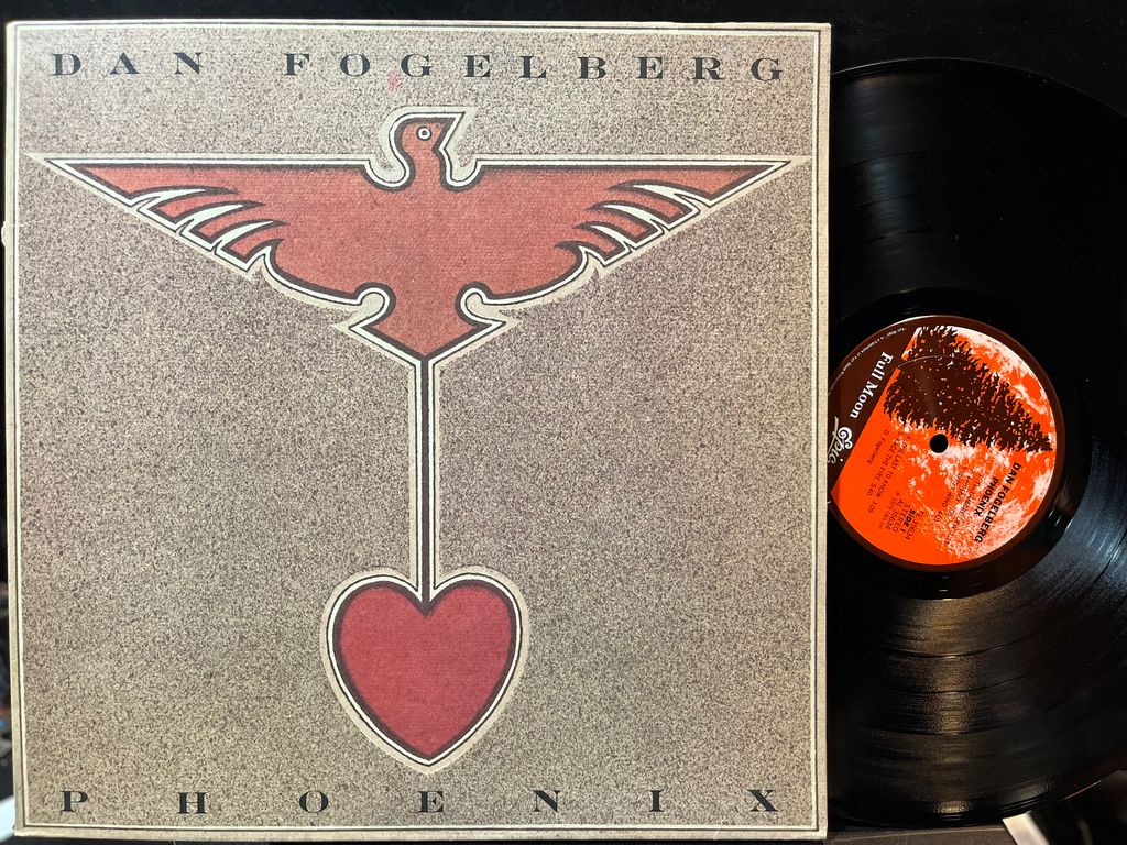 Dan Fogelberg - Phoenix (VINYL) | Near Mint (NM) Near Mint (NM) - FOLK / USED *NEAR MINT*