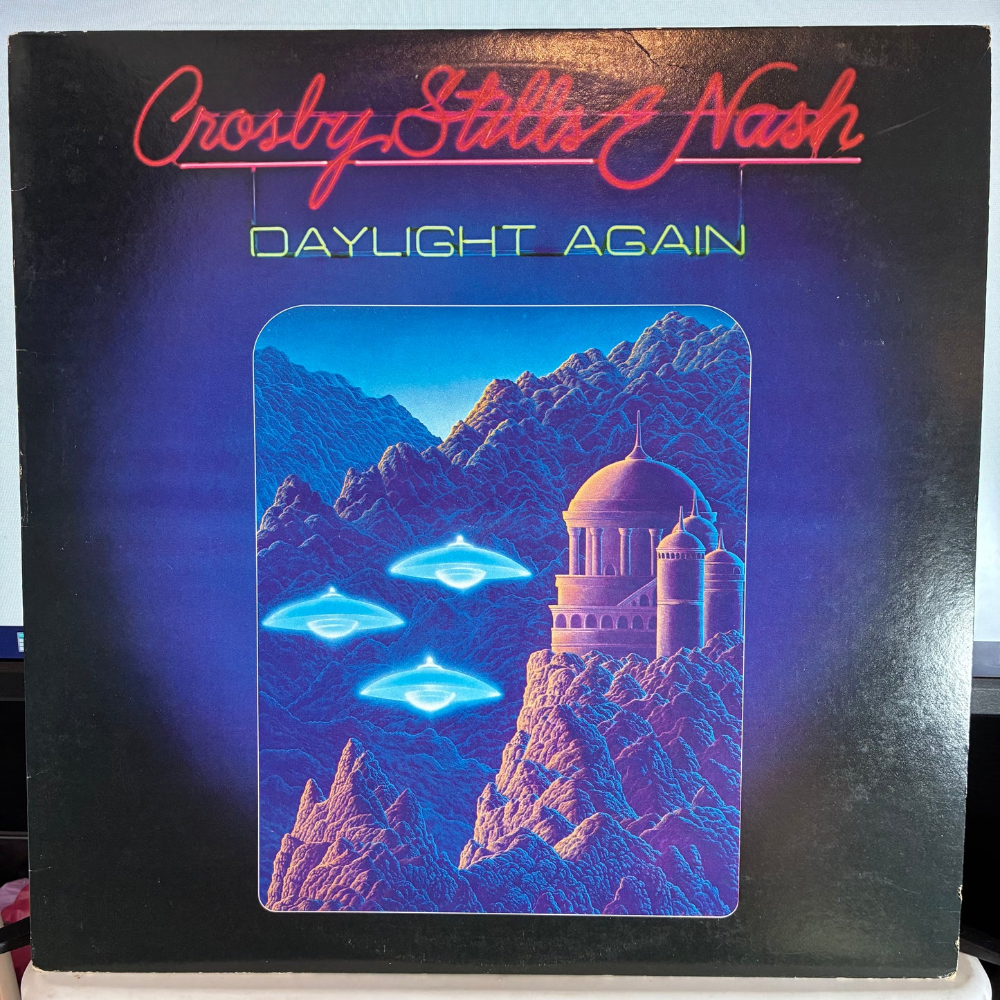 Daylight Again (VINYL) | Very Good Plus (VG+) - FOLK / USED *VERY GOOD+*