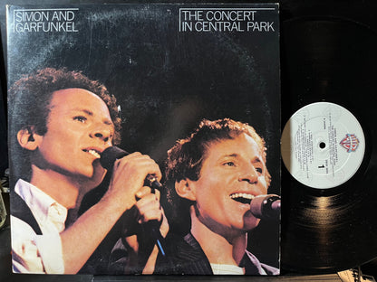 Simon & Garfunkel - The Concert In Central Park (2xVINYL) | Very Good Plus Plus (VG++) Very Good Plus Plus (VG++) - FOLK / USED *VERY GOOD++*