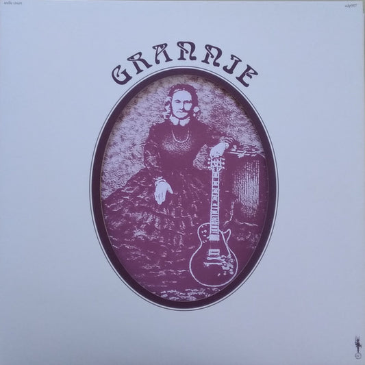 Grannie | Mint (M) Mint (M)