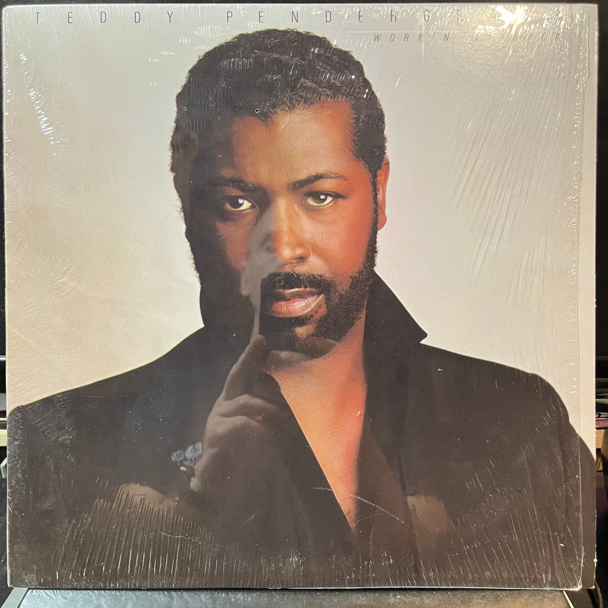 Teddy Pendergrass - Workin' It Back (VINYL LP) | USED - FUNK/R&B / USED *NEAR MINT*