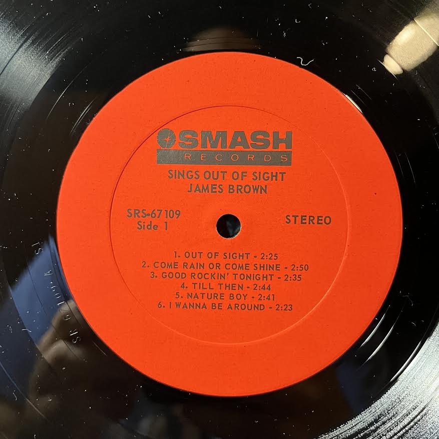 Sings Out Of Sight (VINYL) | Near Mint (NM) Very Good Plus Plus (VG++) - FUNK / USED *NEAR MINT*