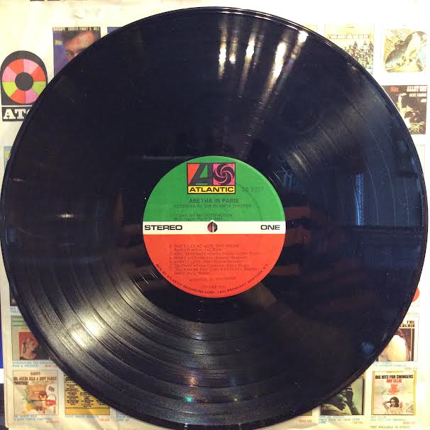 Aretha In Paris (VINYL) | Very Good Plus (VG+) Very Good Plus (VG+) - FUNK / USED *VERY GOOD+*