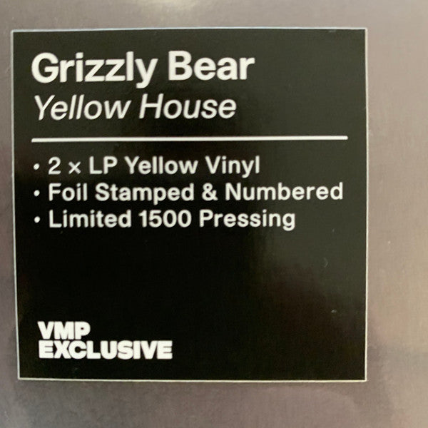 Yellow House | Mint (M) Mint (M)