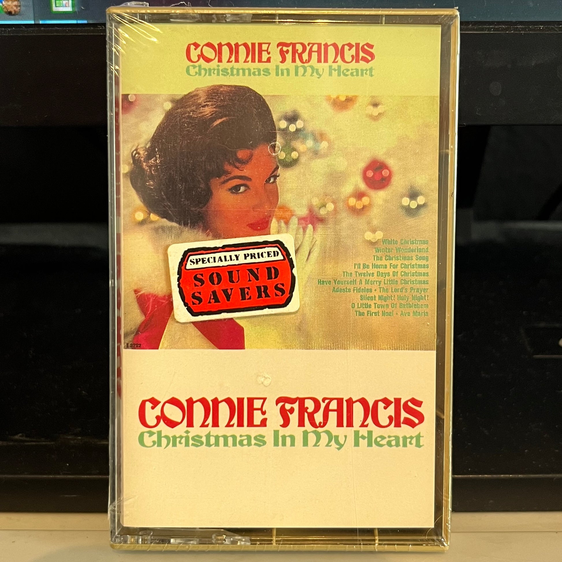 Connie Francis - Christmas In My Heart *CASSETTE* | Mint (M) Mint (M) - HOLIDAY *SEALED*
