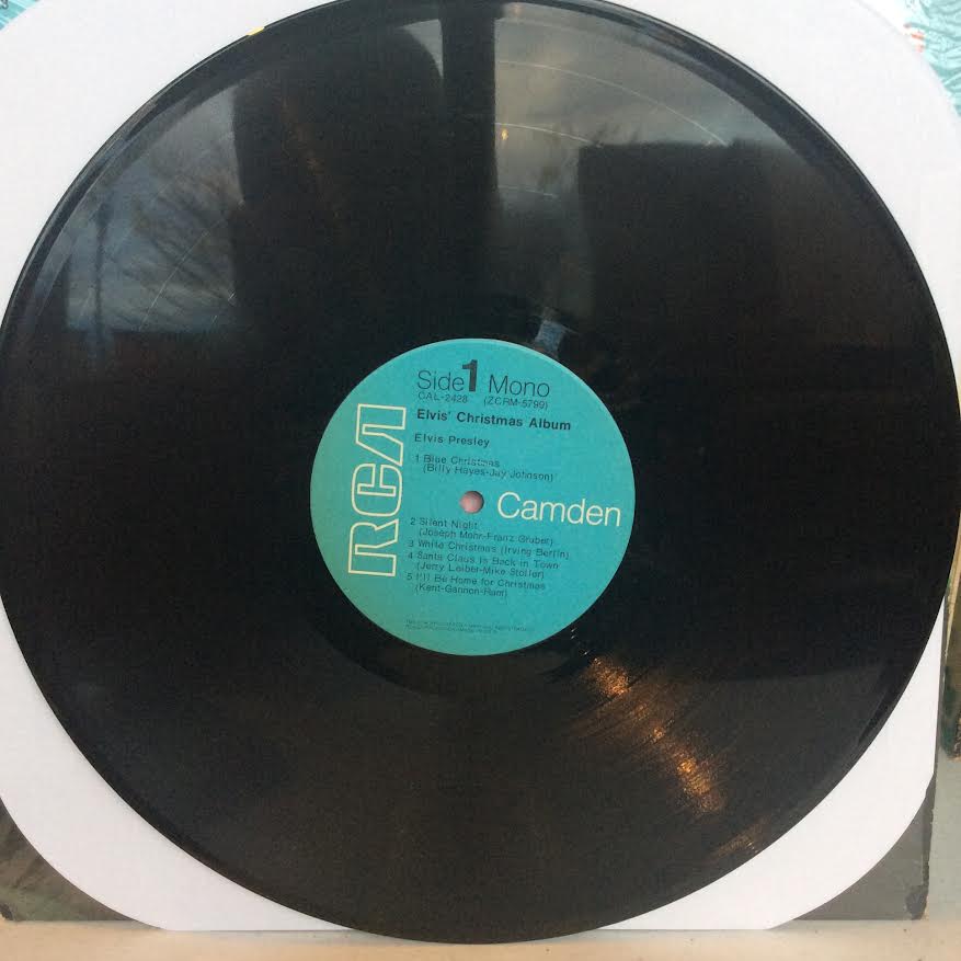 Elvis' Christmas Album (VINYL) | Excellent (EX) Near Mint (NM) - HOLIDAY / USED *EXCELLENT*