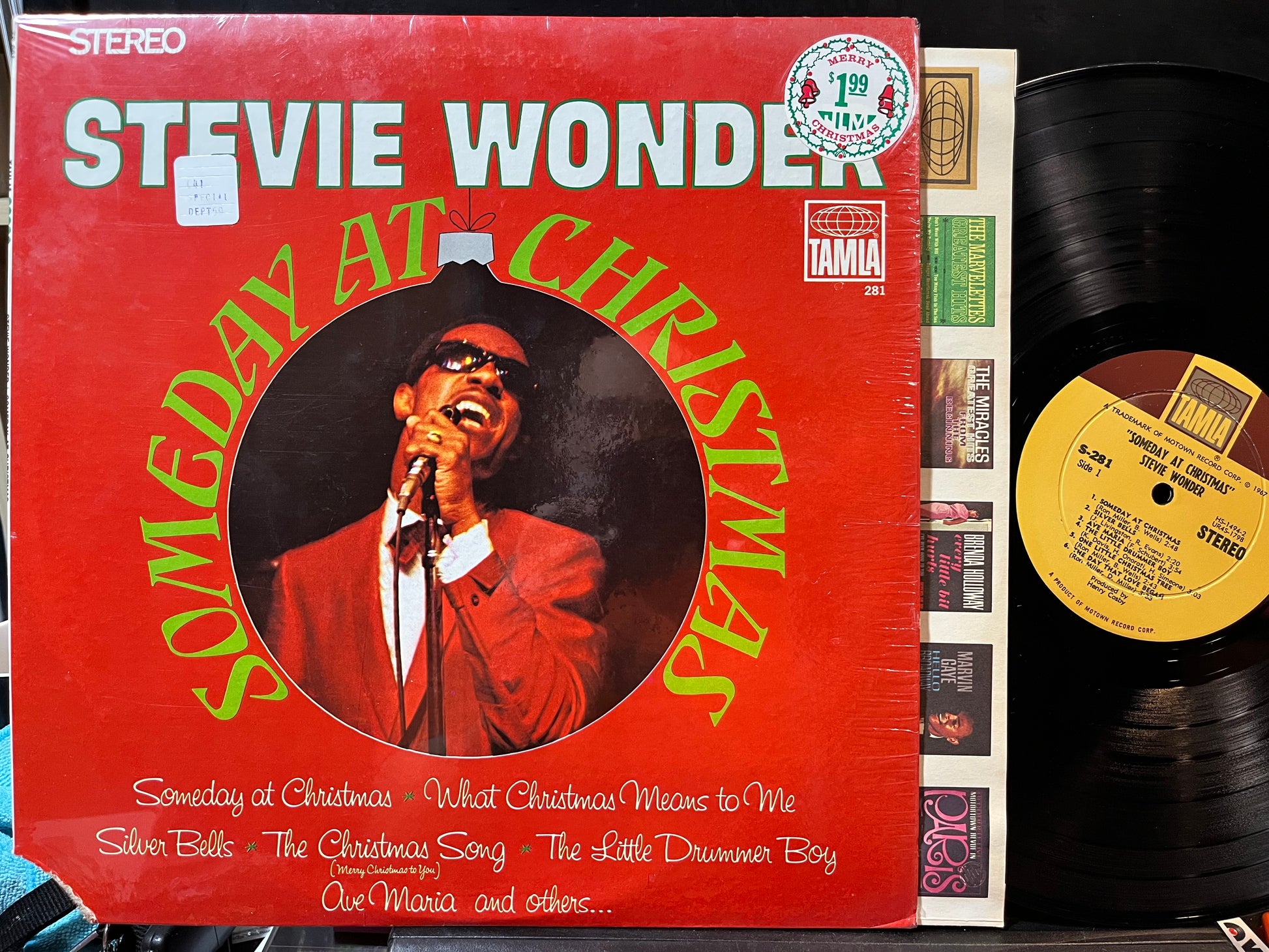 Stevie Wonder - Someday At Christmas (VINYL) | Near Mint (NM or M-) Near Mint (NM) - HOLIDAY / USED *NEAR MINT*