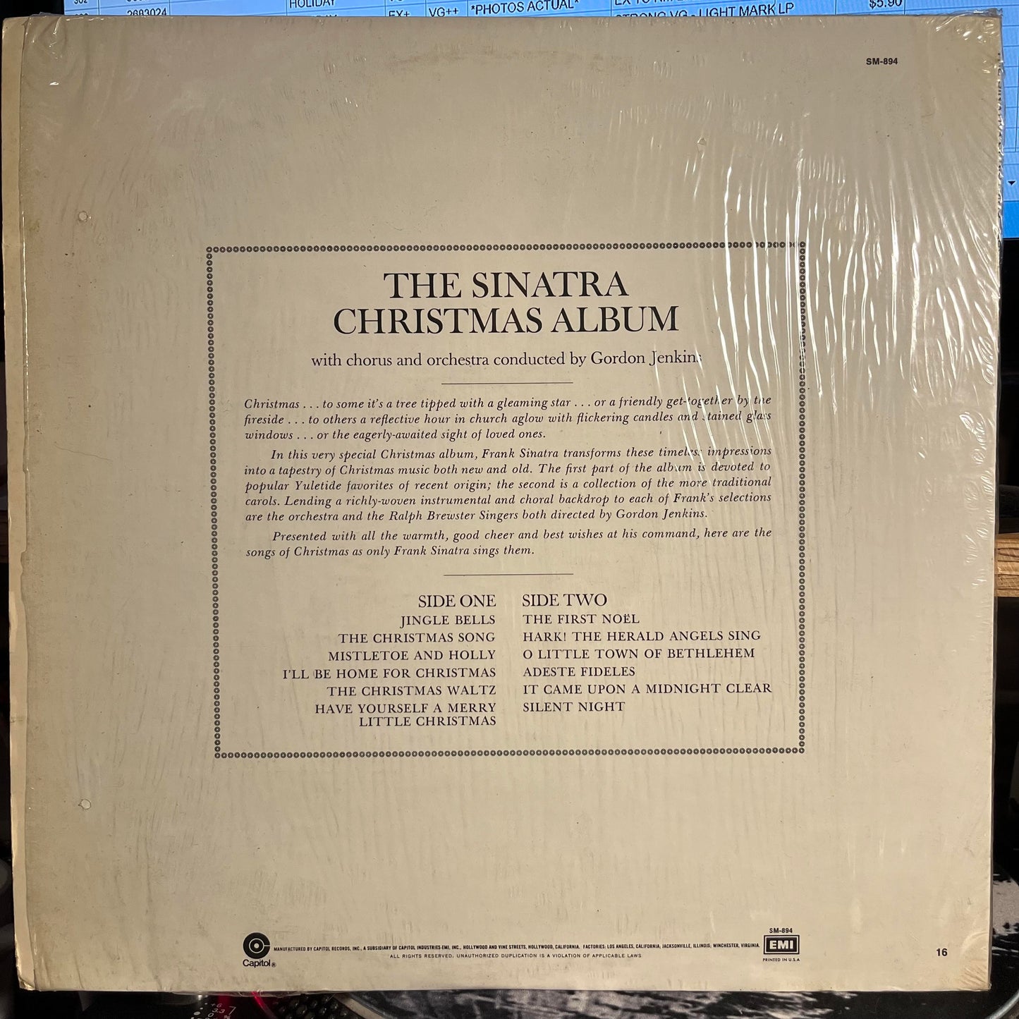 The Sinatra Christmas Album *SHRINK* | Very Good Plus (VG+) Near Mint (NM) - HOLIDAY / USED *VERY GOOD+*