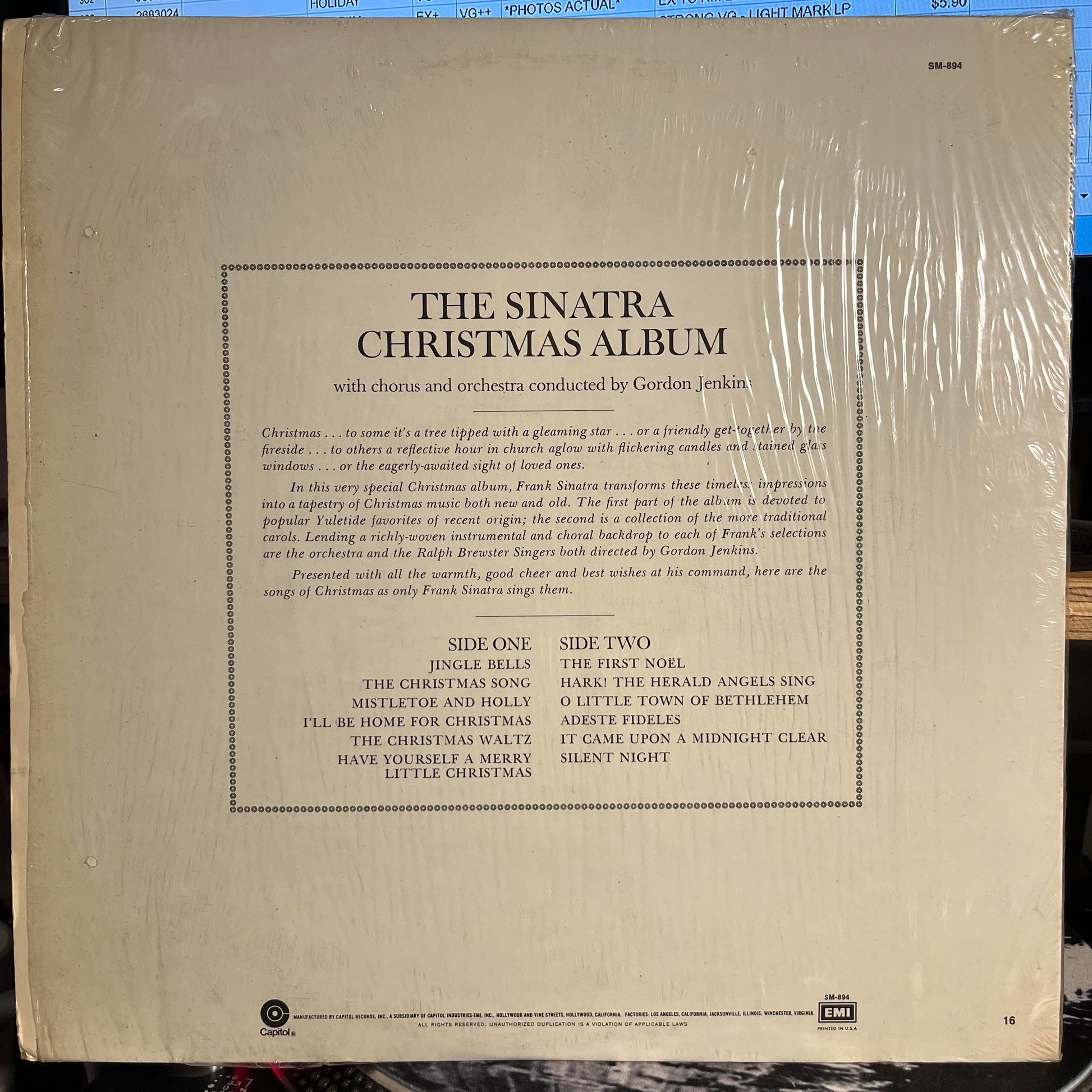 The Sinatra Christmas Album *SHRINK* | Very Good Plus (VG+) Near Mint (NM) - HOLIDAY / USED *VERY GOOD+*