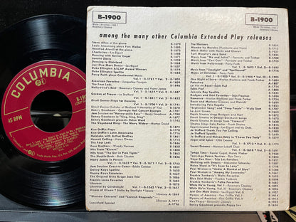 White Christmas (7" VINYL) | Very Good (VG) Excellent (EX) - HOLIDAY / USED *VERY GOOD+*
