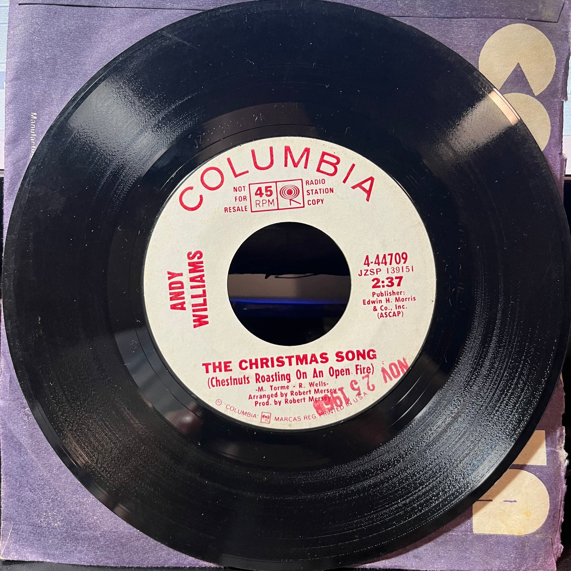 It's The Most Wonderful Time Of The Year / The Christmas Song (Chestnuts Roasting On An Open Fire) (7" VINYL) | Very Good (VG) Generic - HOLIDAY / USED *VERY GOOD*