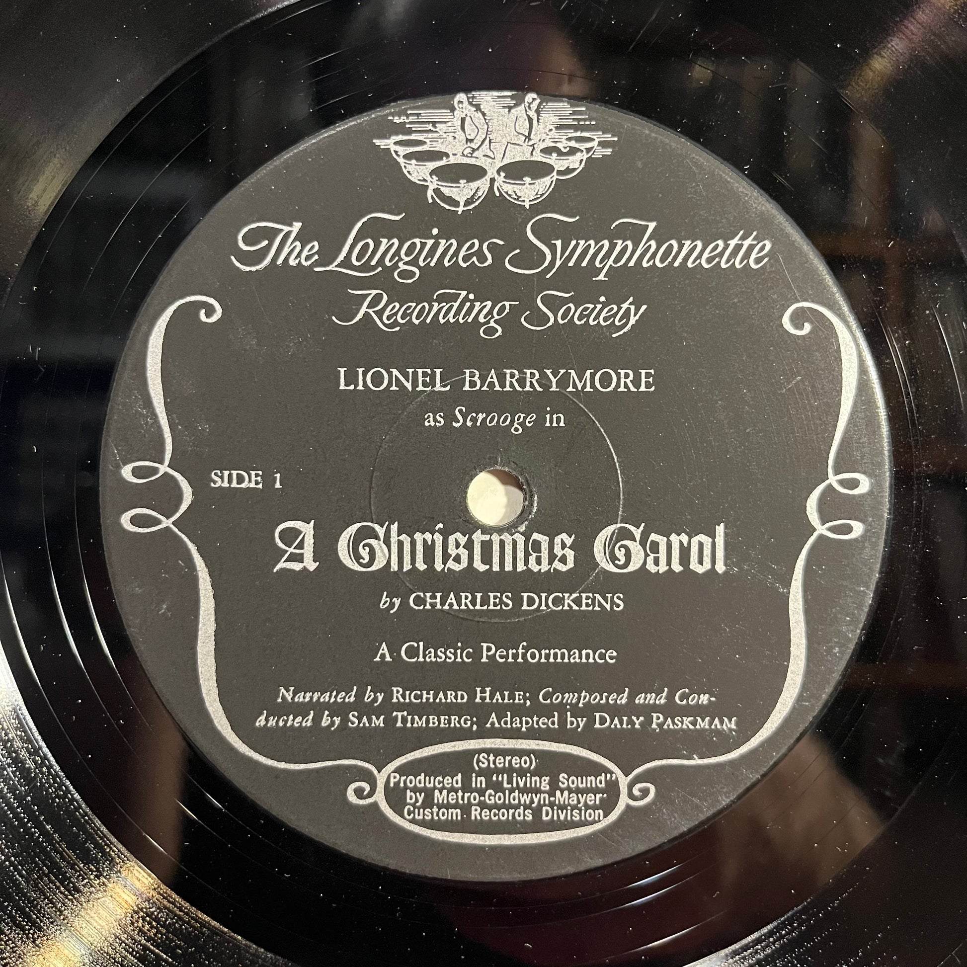 A Christmas Carol | Very Good (VG) Very Good Plus (VG+) - HOLIDAY / USED *VERY GOOD*