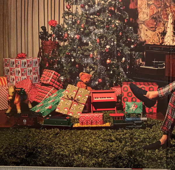 A Legendary Christmas | Mint (M) Mint (M) - HOLIDAY *SEALED*