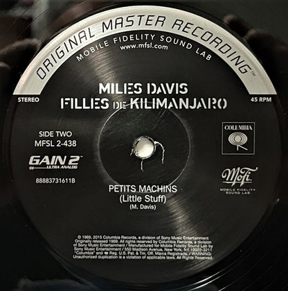 Filles De Kilimanjaro *2023* | Mint (M) Mint (M)