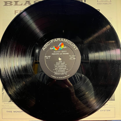 Ferrante & Teicher - Blast Off! *MONO* | Excellent (EX) Excellent (EX) - JAZZ / USED *EXCELLENT+*