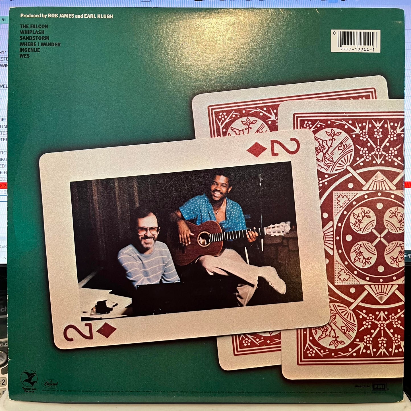 Earl Klugh - Two Of A Kind *WINCHESTER* | Excellent+ (EX+) Near Mint (NM) - JAZZ / USED *EXCELLENT+*