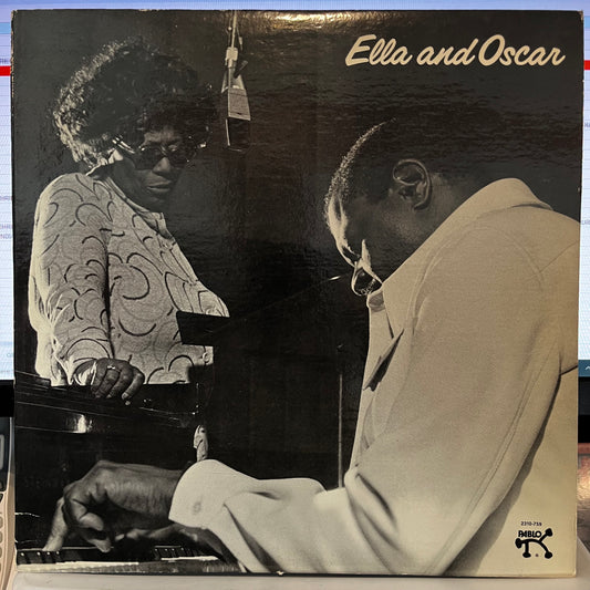 Ella Fitzgerald - Ella And Oscar *INDIANAPOLIS* | Near Mint (NM) Near Mint (NM) - JAZZ / USED *NEAR MINT*