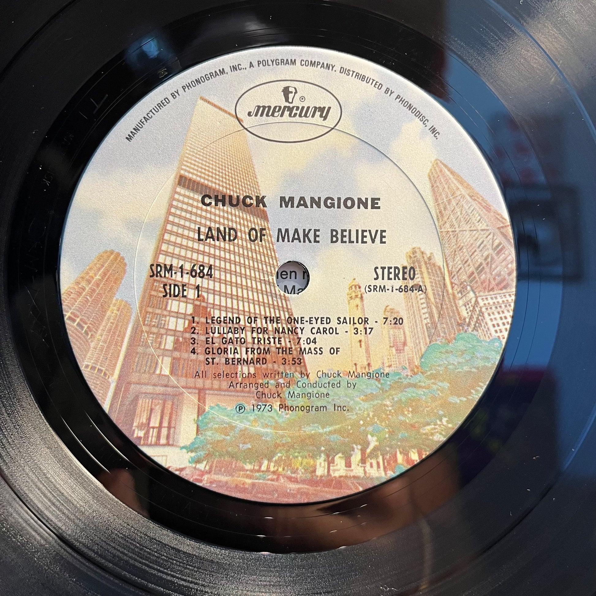 Chuck Mangione - A Chuck Mangione Concert Land Of Make Believe | Near Mint (NM) Near Mint (NM) - JAZZ / USED *NEAR MINT*