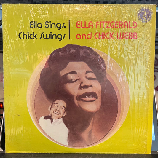 Ella Fitzgerald Ella Sings, Chick Swings LP Near Mint (NM or M-) Near Mint (NM or M-)
