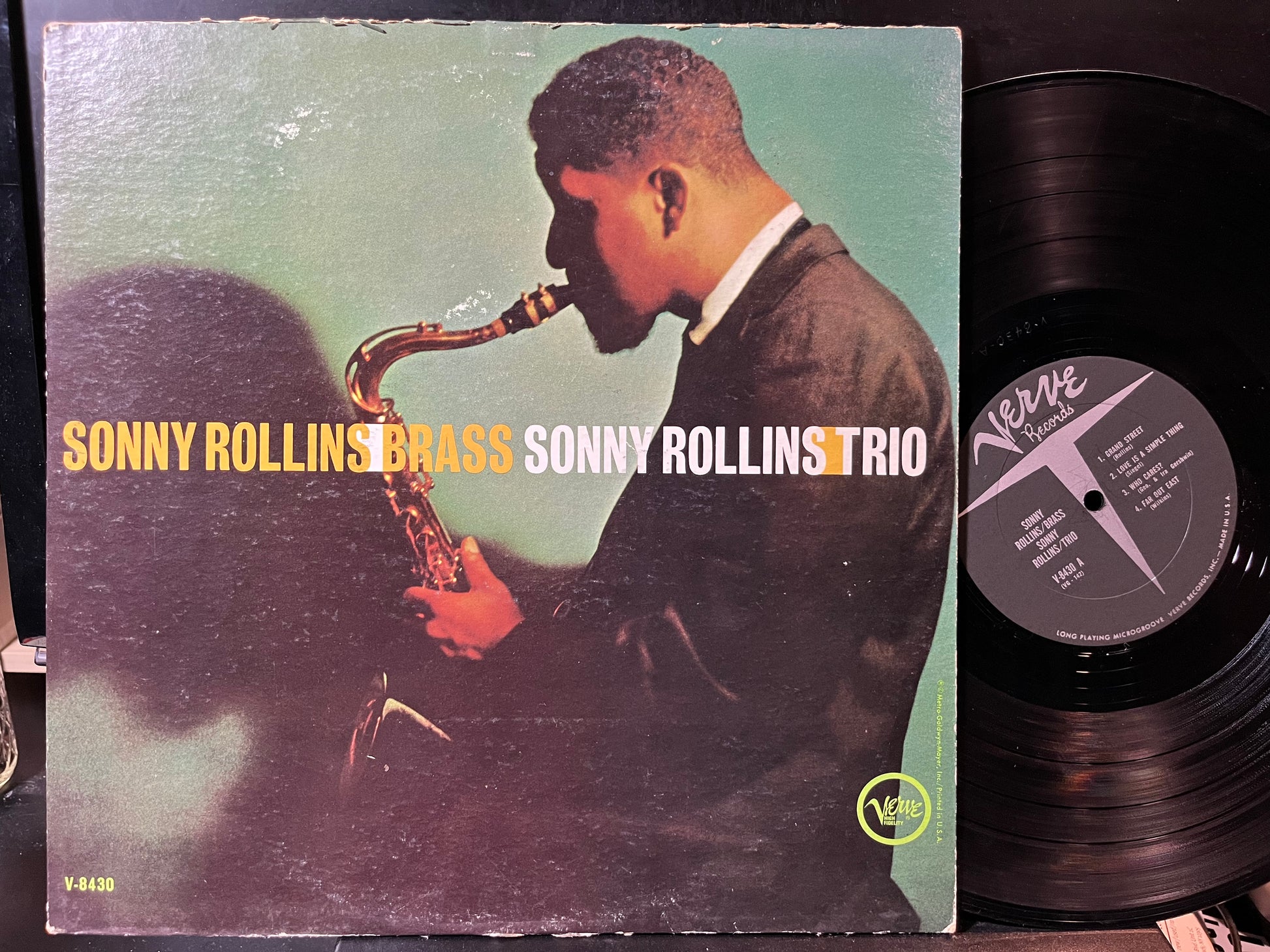 Sonny Rollins - Brass / Trio (VINYL) | Very Good Plus (VG+) Very Good (VG) - JAZZ / USED *VERY GOOD+*