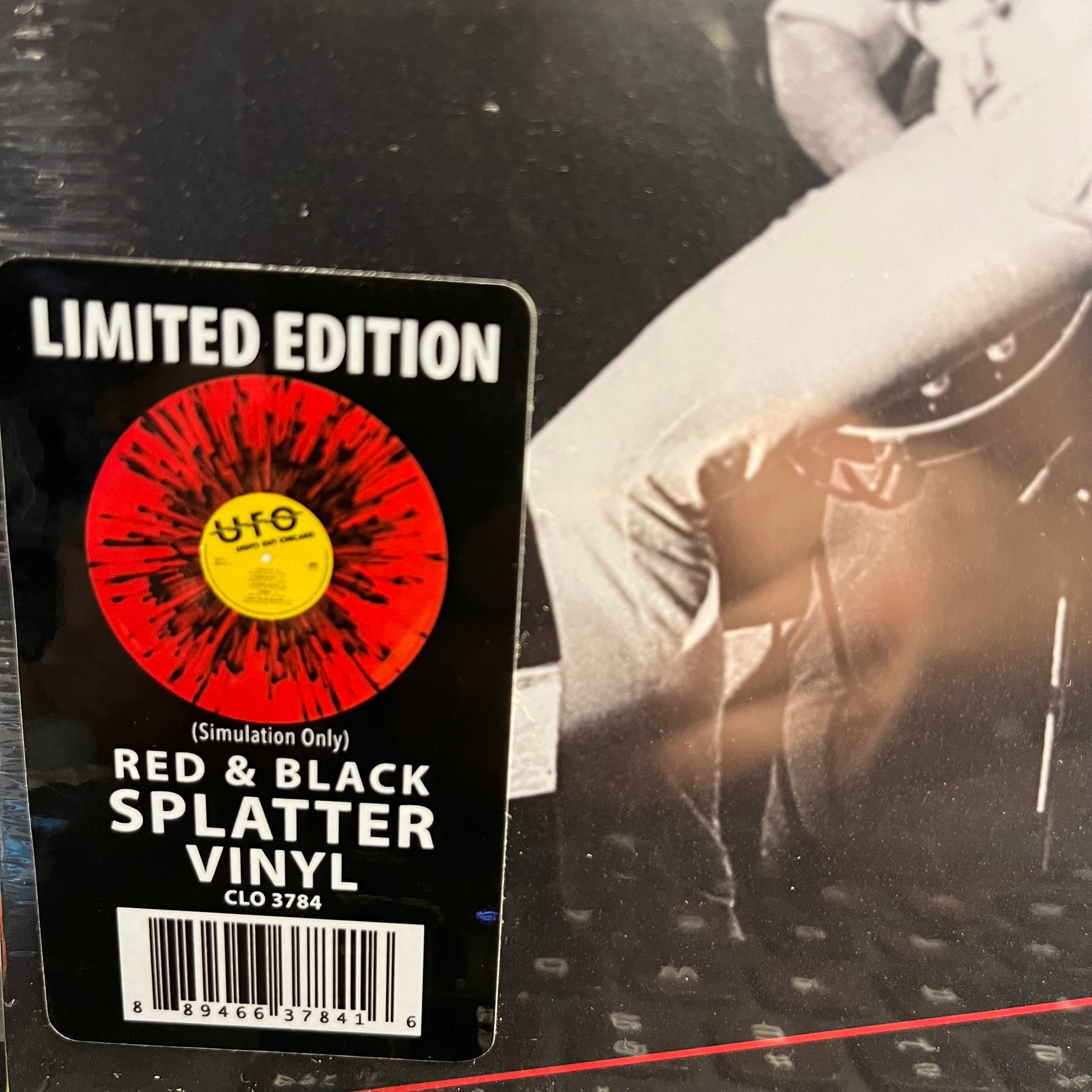 Ufo - Lights Out Chicago | Mint (M) Mint (M) - METAL *SEALED/RED & BLACK SPLATTER*