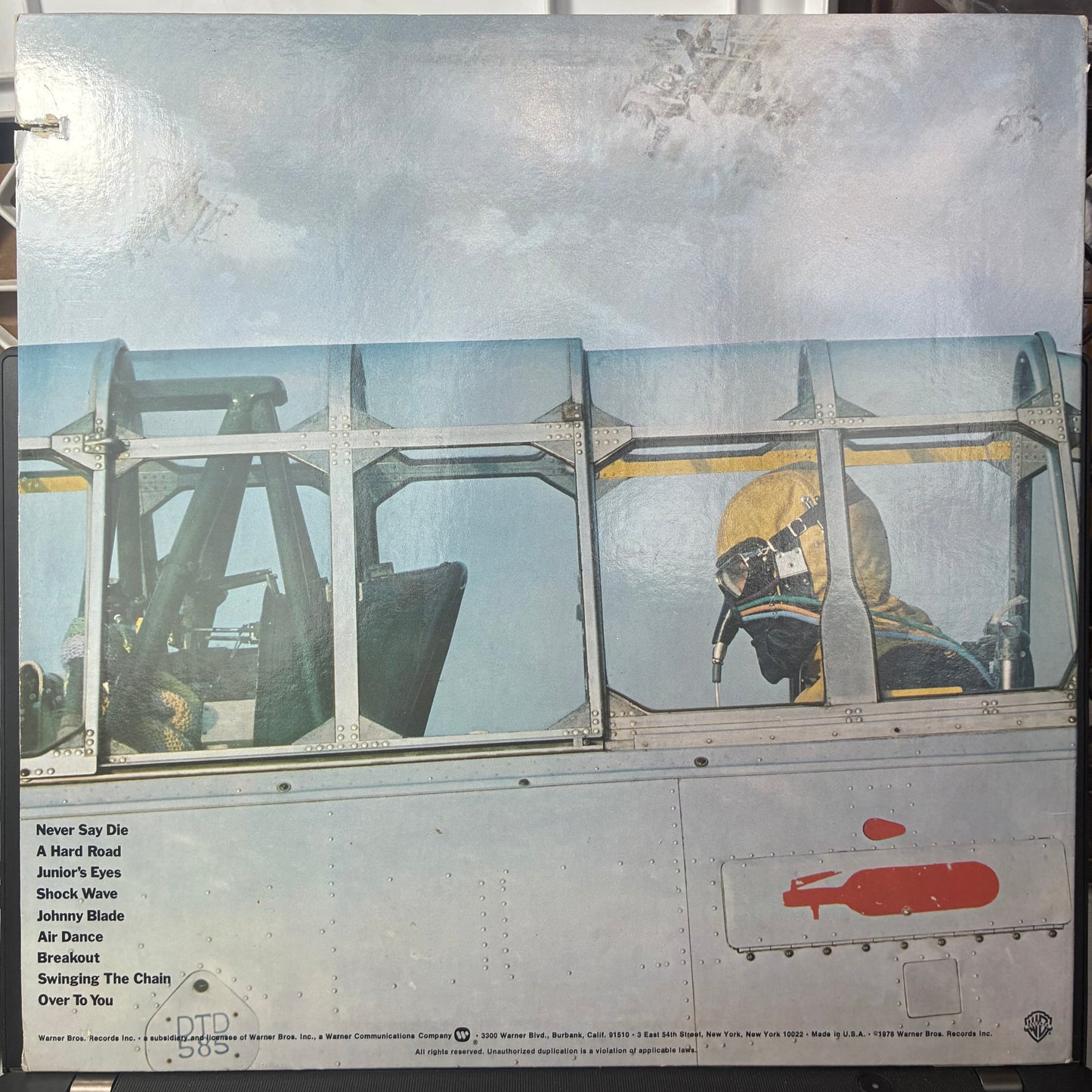 Never Say Die! (VINYL) | Very Good Plus (VG+) Excellent (EX) - METAL / USED *VERY GOOD+*