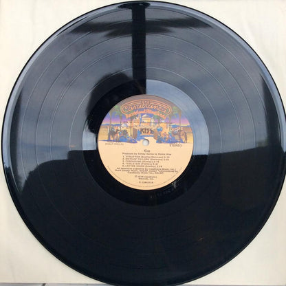 Kiss (VINYL) | Very Good (VG) Very Good (VG) - METAL / USED *VERY GOOD*