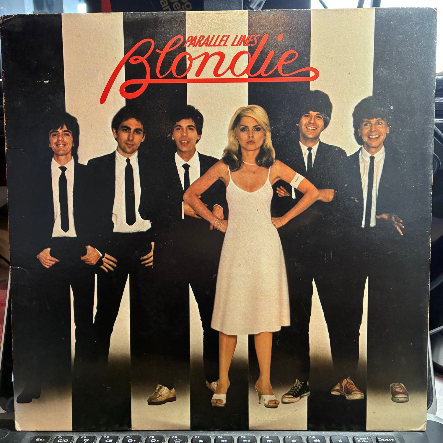 Parallel Lines (VINYL) | Very Good Plus (VG+) Very Good Plus (VG+) - NEW WAVE / USED *VERY GOOD+*