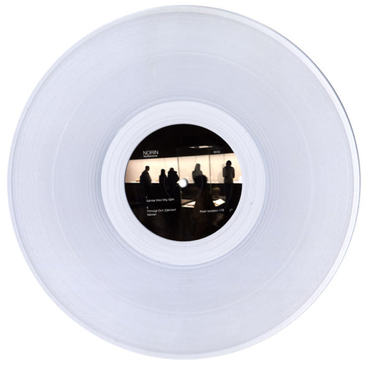 Reflekterar |