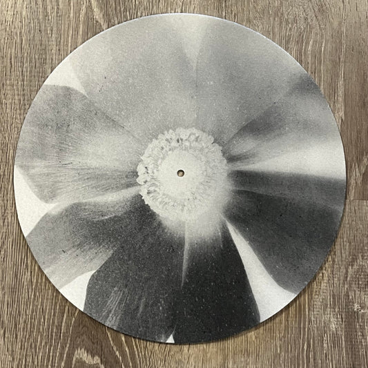 Ariana Grande - Petal (OFFICIAL SLIPMAT) | NEW - POP *NEW*