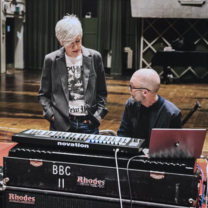 At Maida Vale | Mint (M) Mint (M)