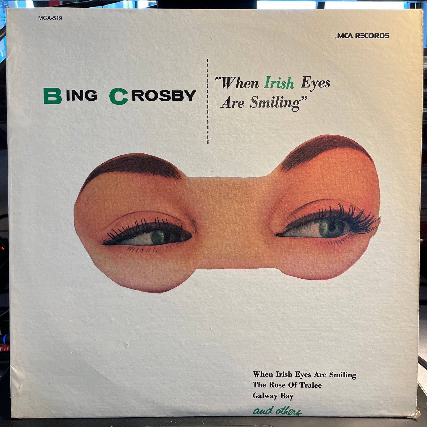 Bing Crosby - When Irish Eyes Are Smiling | Excellent (EX) Near Mint (NM) - POP / USED *EXCELLENT+*
