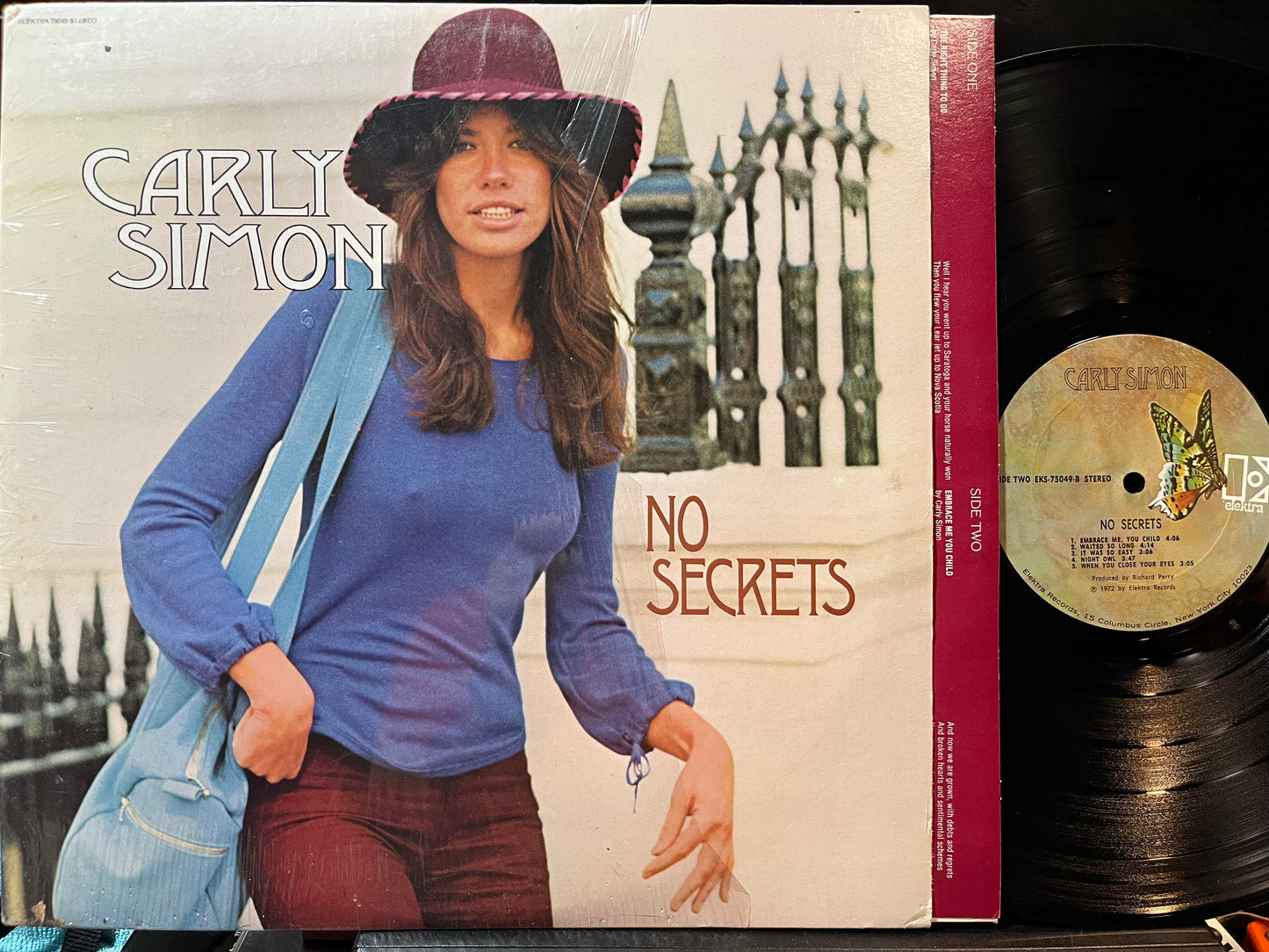No Secrets (VINYL) | Near Mint (NM or M-) Near Mint (NM) - POP / USED *NEAR MINT*