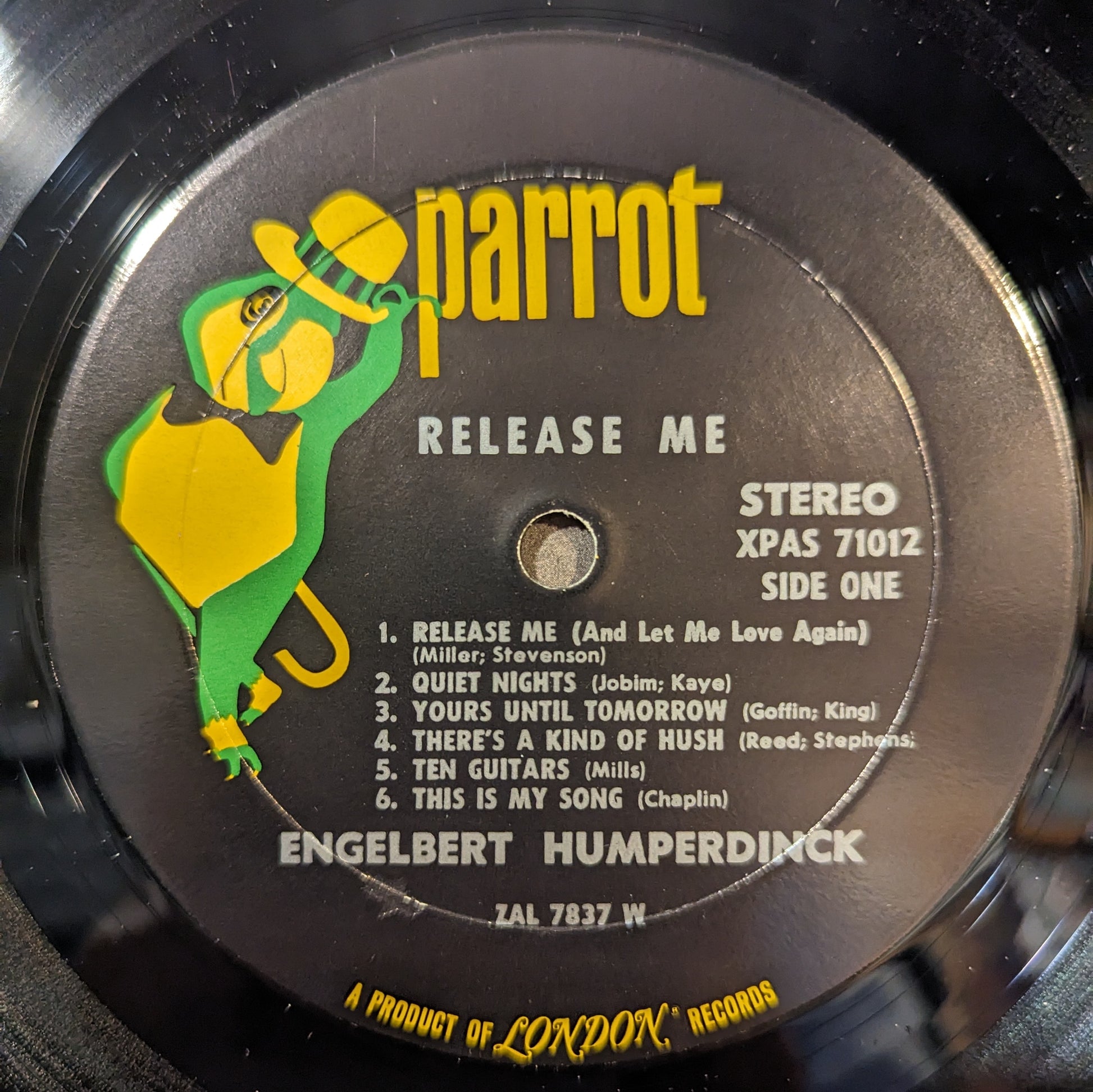 Engelbert Humperdinck - Release Me | Near Mint (NM) Near Mint (NM) - POP / USED *NEAR MINT*