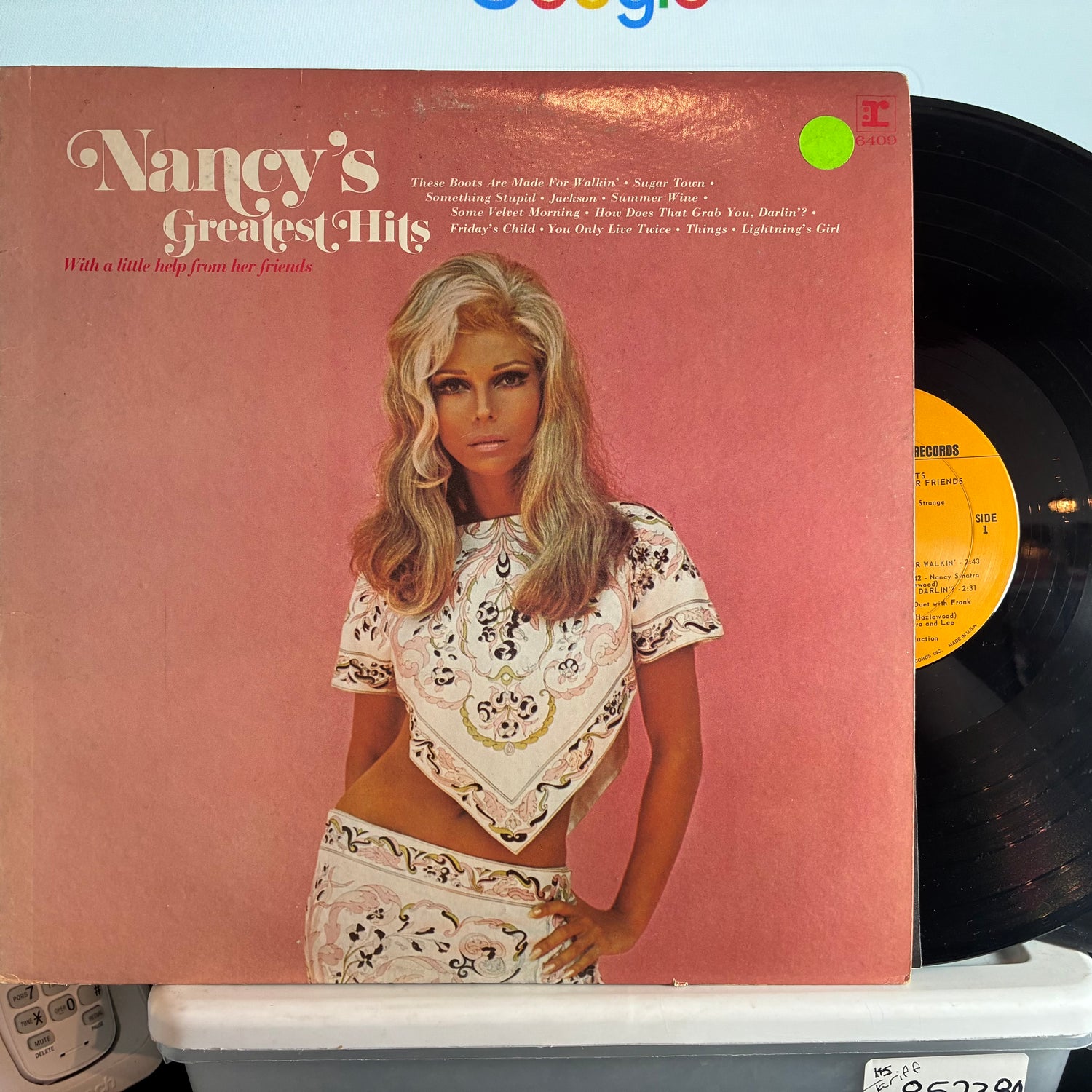 Nancy's Greatest Hits (VINYL) | Very Good Plus (VG+) Very Good Plus (VG+) - POP / USED *VERY GOOD+*