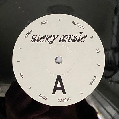 Ricky Music | Mint (M) Mint (M)