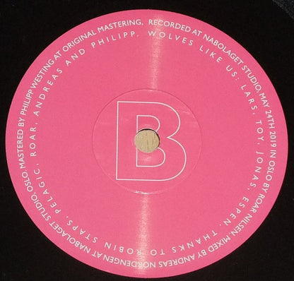 Wolves Like Us - Crooked Covers *7"* | Near Mint (NM) Near Mint (NM) - PUNK / USED *NEAR MINT*
