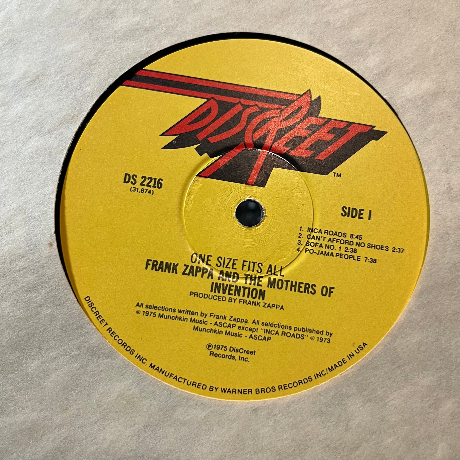 Frank Zappa And The Mothers Of Invention - One Size Fits All (VINYL LP DISCREET DS 2216) | Very Good Plus (VG+) Excellent+ (EX+) - ROCK/PSYCH / USED *VERY GOOD+*