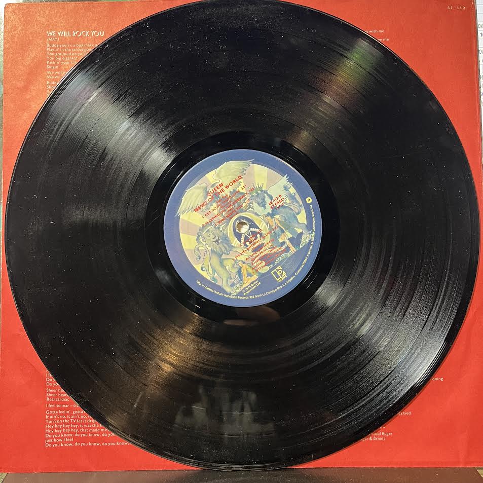 News Of The World (VINYL) | Excellent+ (EX+) Near Mint (NM or M-) - ROCK / USED *EXCELLENT+*