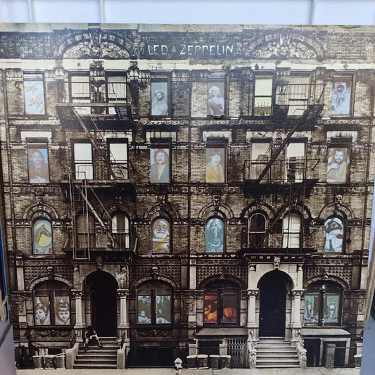 Physical Graffiti (2xVINYL) | Excellent+ (EX+) Excellent+ (EX+) - ROCK / USED *EXCELLENT+*