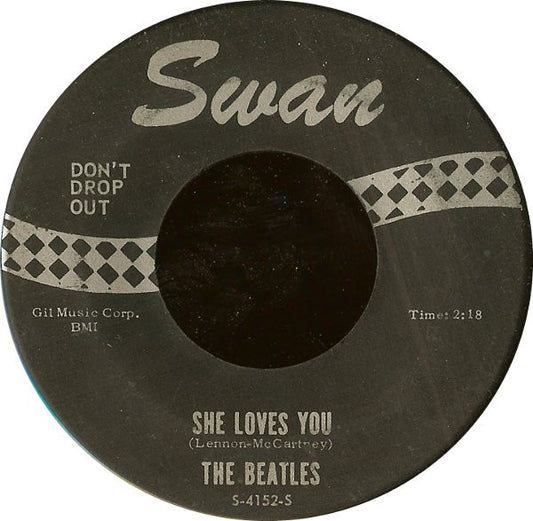 She Loves You (7" VINYL) | Excellent (EX) Generic - ROCK / USED *EXCELLENT*