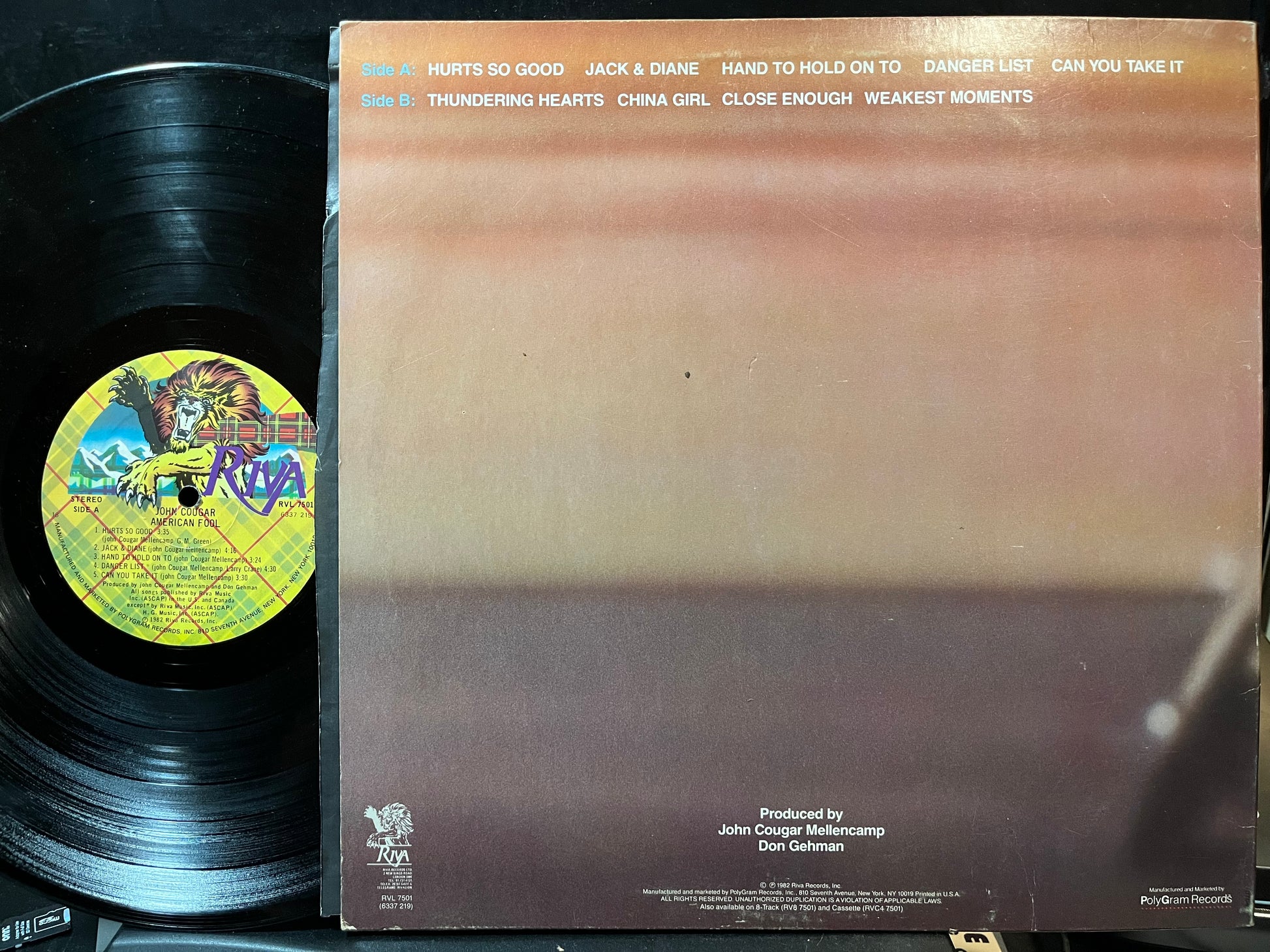 John Cougar - American Fool (VINYL LP RIVA 6337 219 1982) | Excellent (EX) Excellent (EX) - ROCK / USED *EXCELLENT*