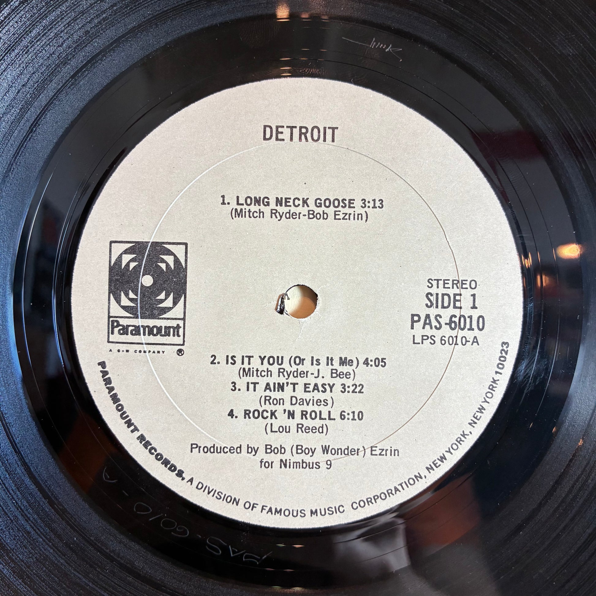Detroit (VINYL) | Excellent (EX) Very Good Plus (VG+) - ROCK / USED *EXCELLENT*